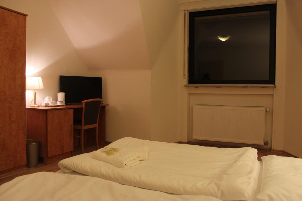 Hotel Gaya Bad Soden am Taunus Habitación foto